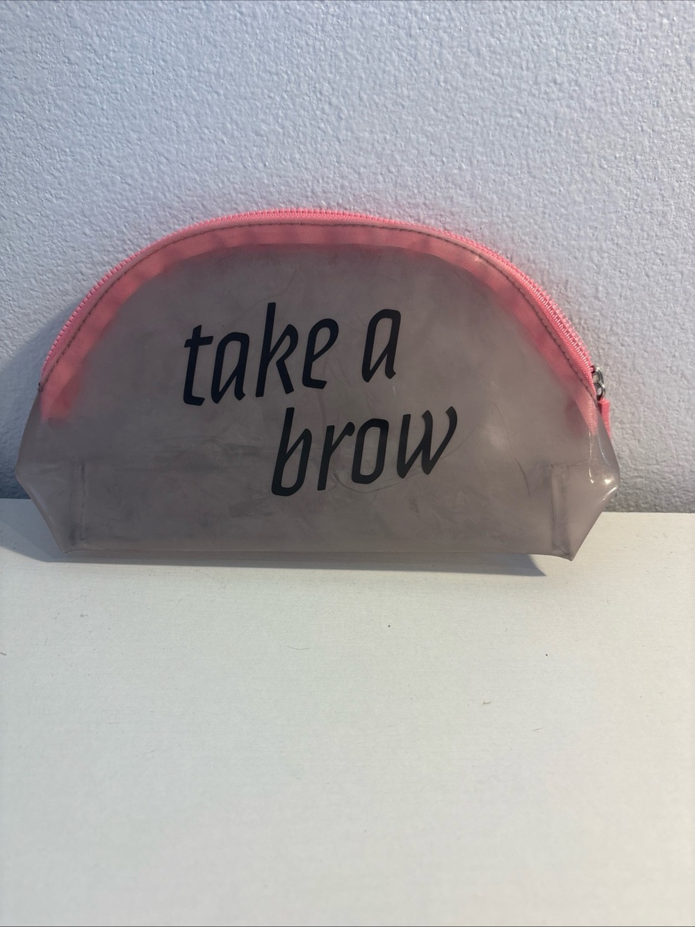 Benefit Makeup Bag โTake A Browโ NEW